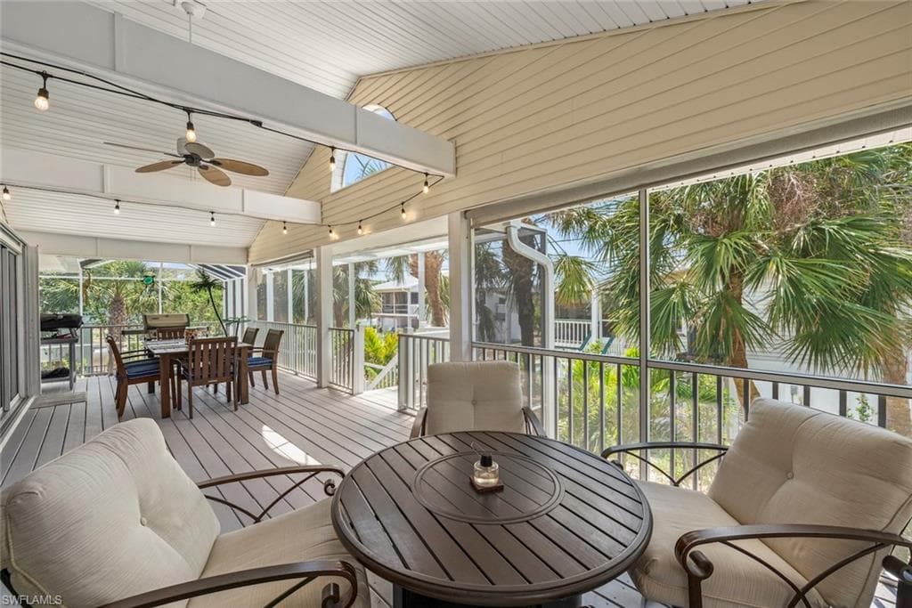 330 E Gulf DR, SANIBEL FL 33957-27