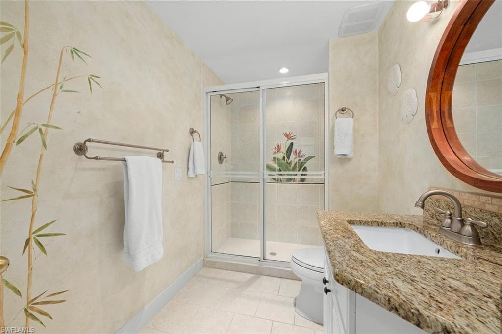 330 E Gulf DR, SANIBEL FL 33957-23