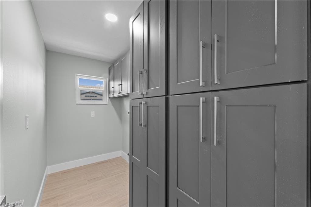 6248 Plumosa AVE, FORT MYERS FL 33908-19