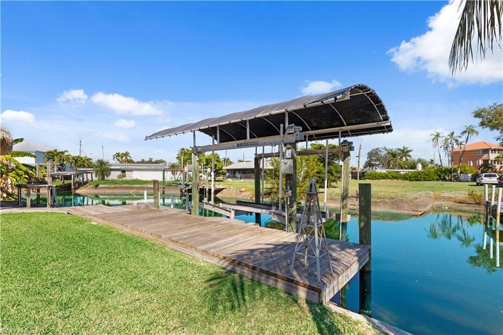 6248 Plumosa AVE, FORT MYERS FL 33908-37