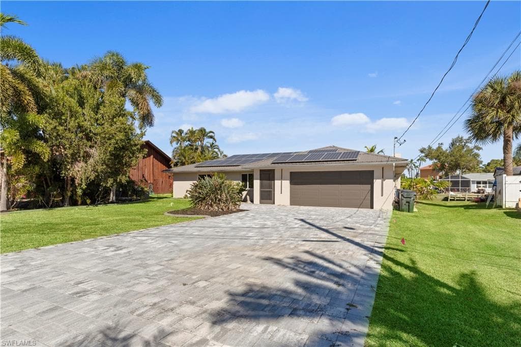 6248 Plumosa AVE, FORT MYERS FL 33908-10