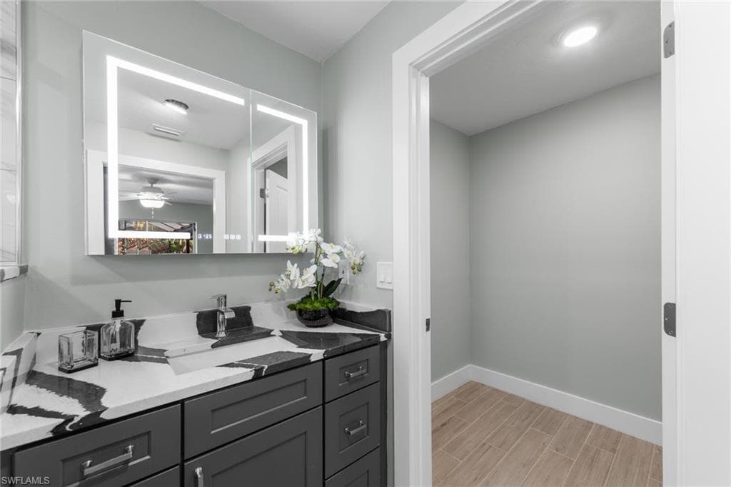 6248 Plumosa AVE, FORT MYERS FL 33908-30