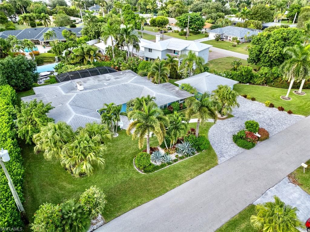 5812 Silvery LN, FORT MYERS FL 33919-42