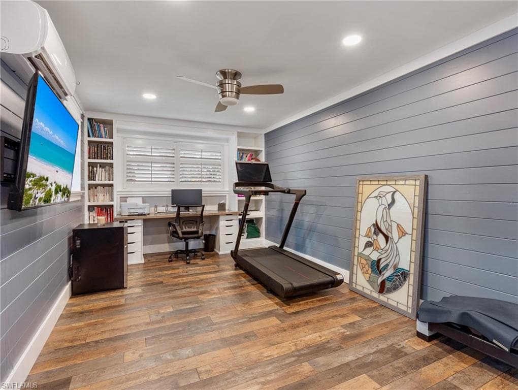 5812 Silvery LN, FORT MYERS FL 33919-29