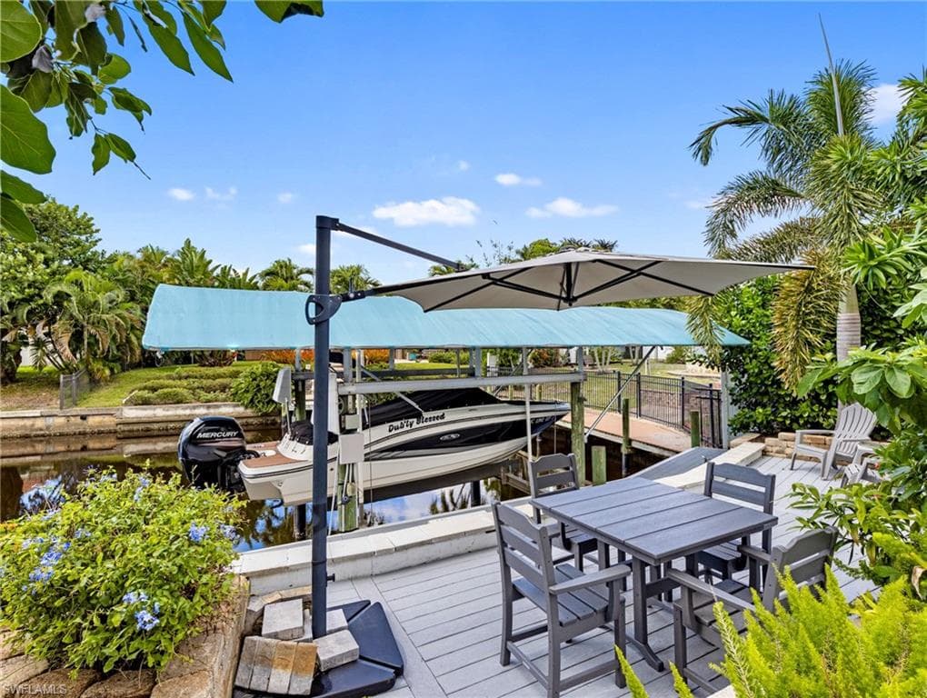 5812 Silvery LN, FORT MYERS FL 33919-36