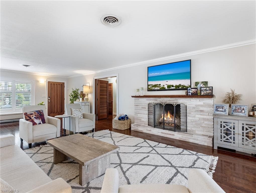 5812 Silvery LN, FORT MYERS FL 33919-10