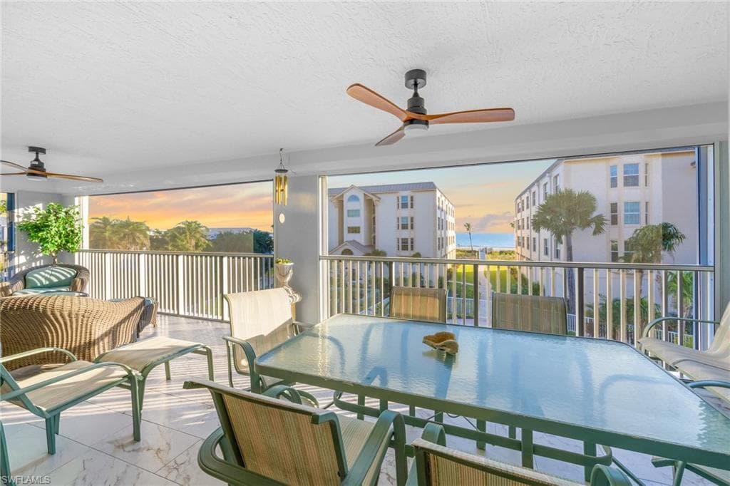 3131 W Gulf DR # 303, SANIBEL FL 33957-22