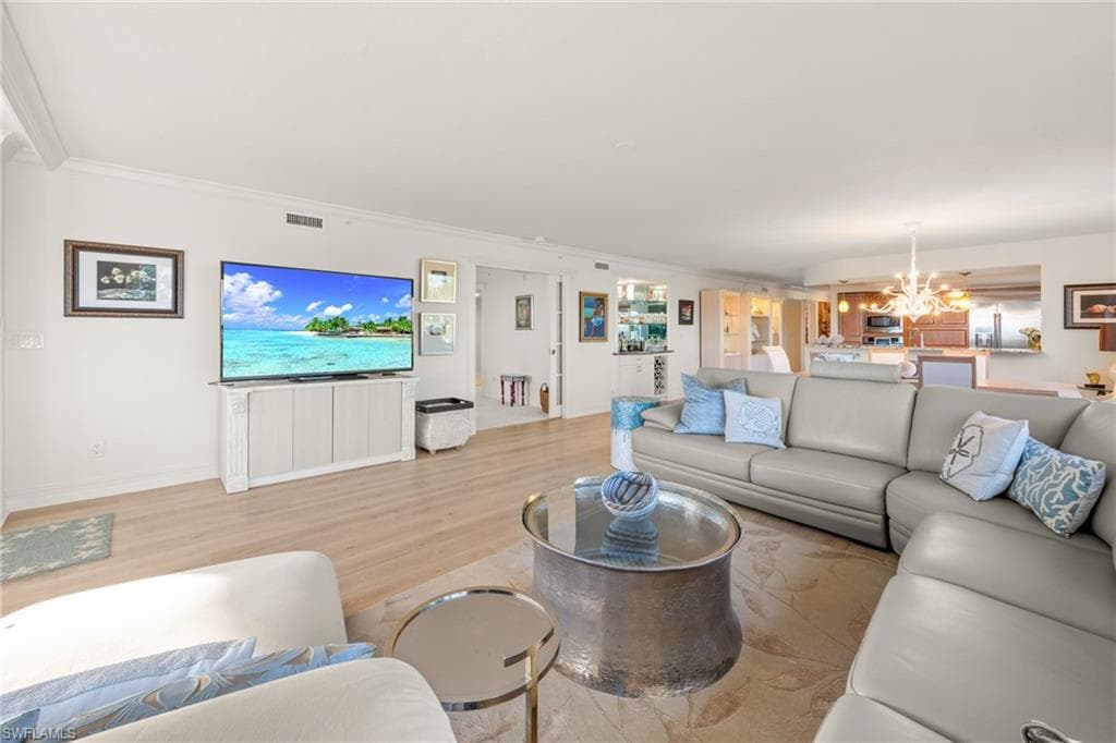 3131 W Gulf DR # 303, SANIBEL FL 33957-12