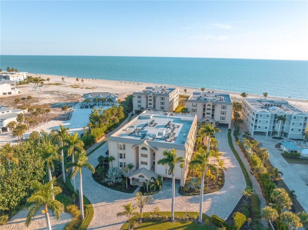 3131 W Gulf DR # 303, SANIBEL FL 33957-46