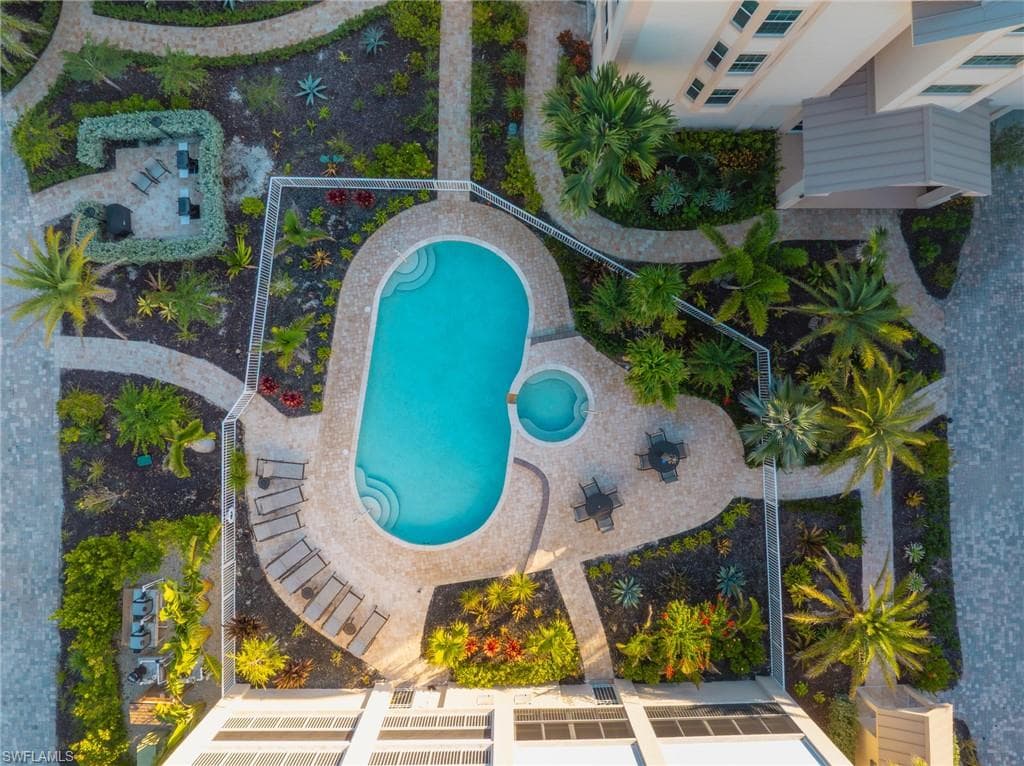 3131 W Gulf DR # 303, SANIBEL FL 33957-42