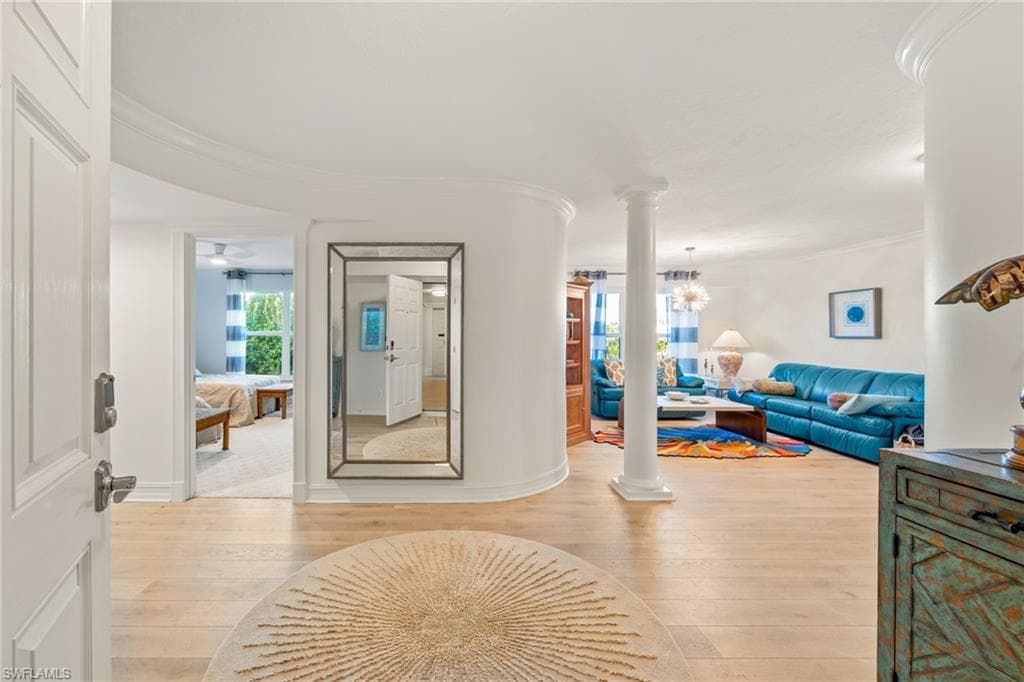 3131 W Gulf DR # 303, SANIBEL FL 33957-2