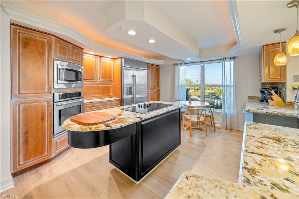 3131 W Gulf DR # 303, SANIBEL FL 33957-4