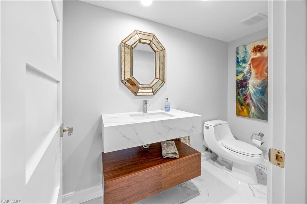 3131 W Gulf DR # 303, SANIBEL FL 33957-37