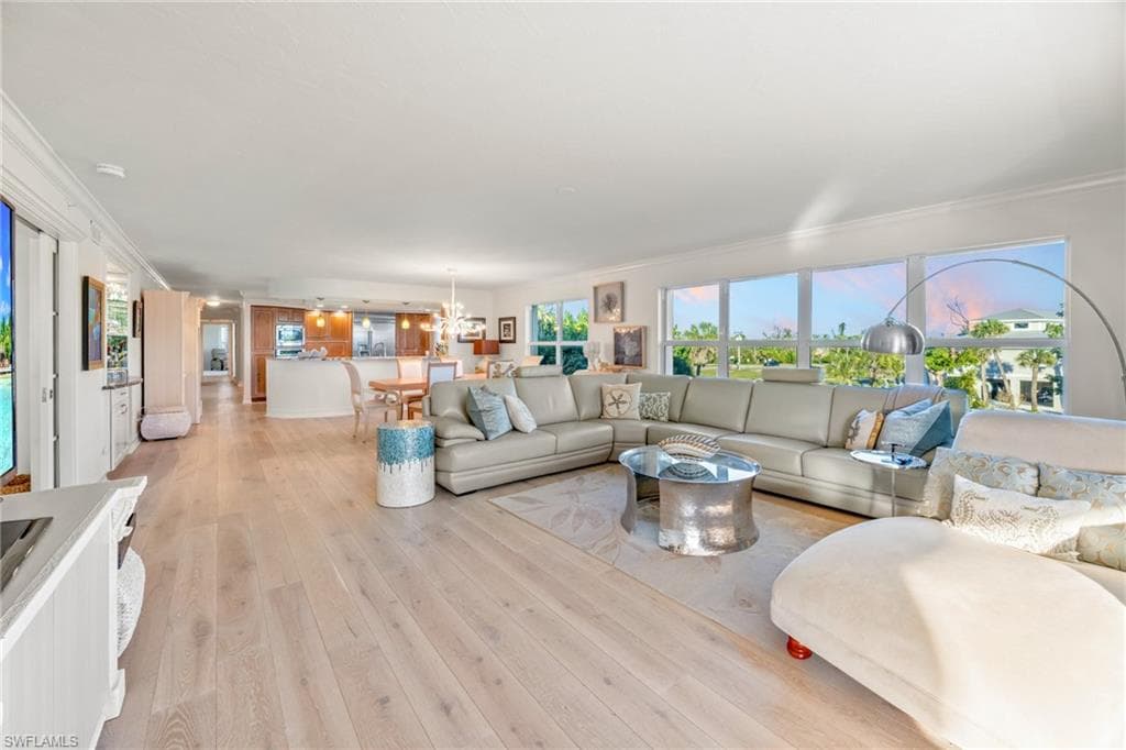 3131 W Gulf DR # 303, SANIBEL FL 33957-14