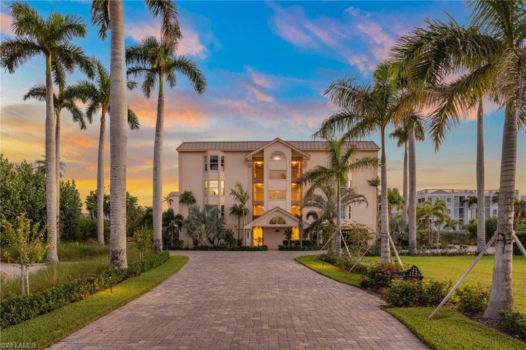 3131 W Gulf DR # 303, SANIBEL FL 33957-43