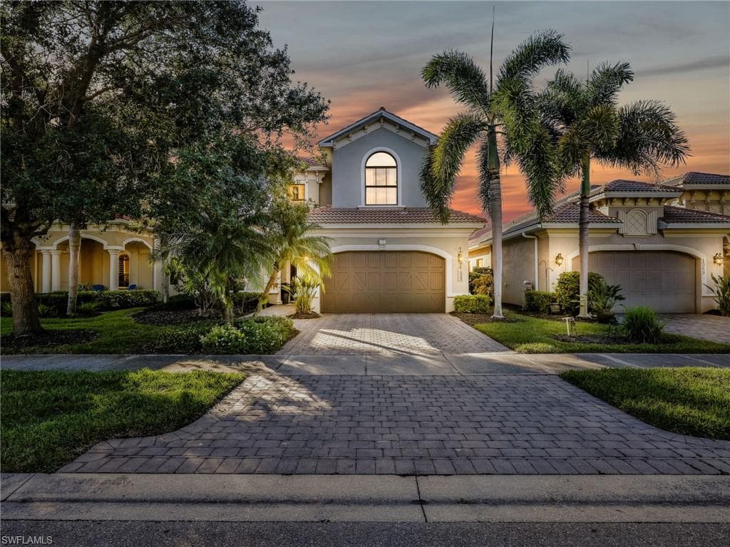 1365 Serrano CIR, NAPLES FL 34105-45