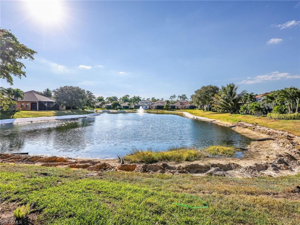 1365 Serrano CIR, NAPLES FL 34105-25