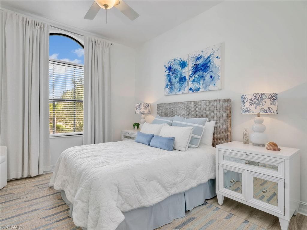 1365 Serrano CIR, NAPLES FL 34105-35