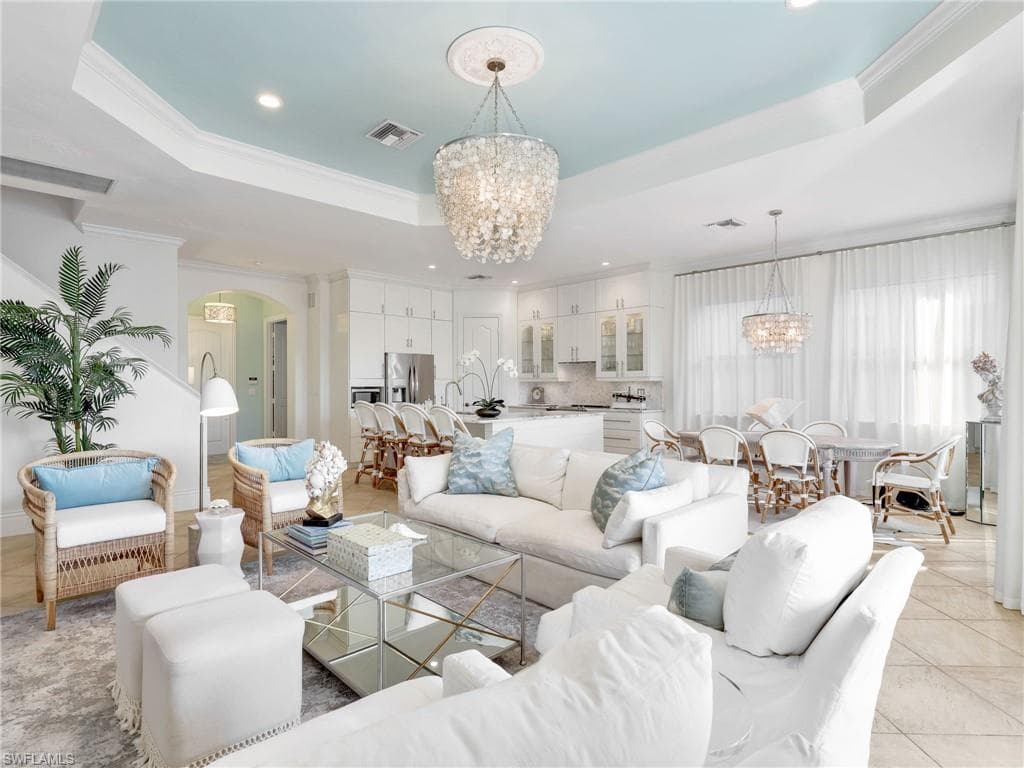 1365 Serrano CIR, NAPLES FL 34105-18