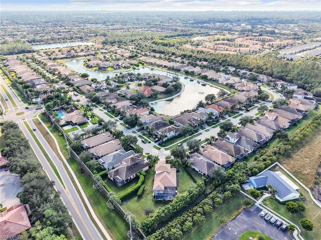 1365 Serrano CIR, NAPLES FL 34105-42