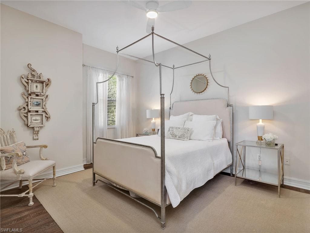 1365 Serrano CIR, NAPLES FL 34105-38