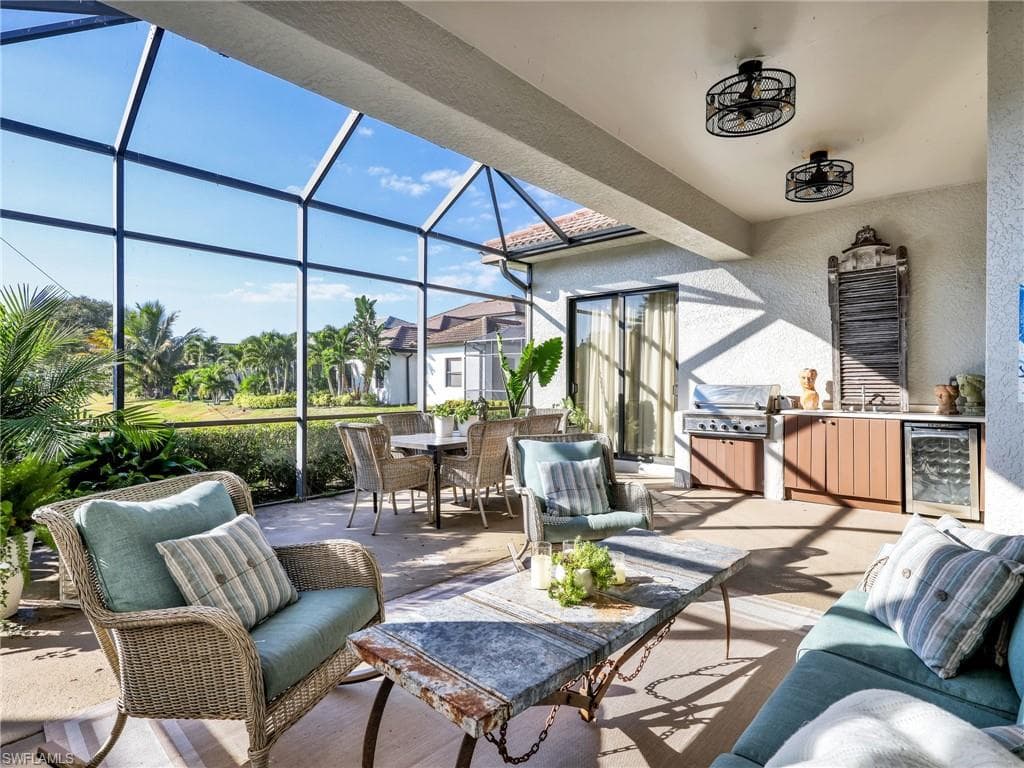 1365 Serrano CIR, NAPLES FL 34105-24