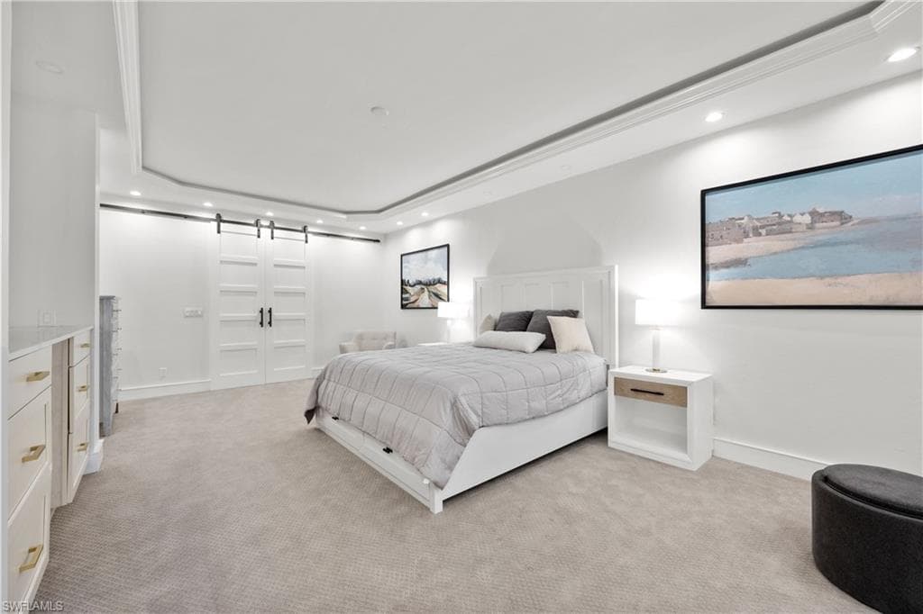 55 E Burning Tree DR, NAPLES FL 34105-18