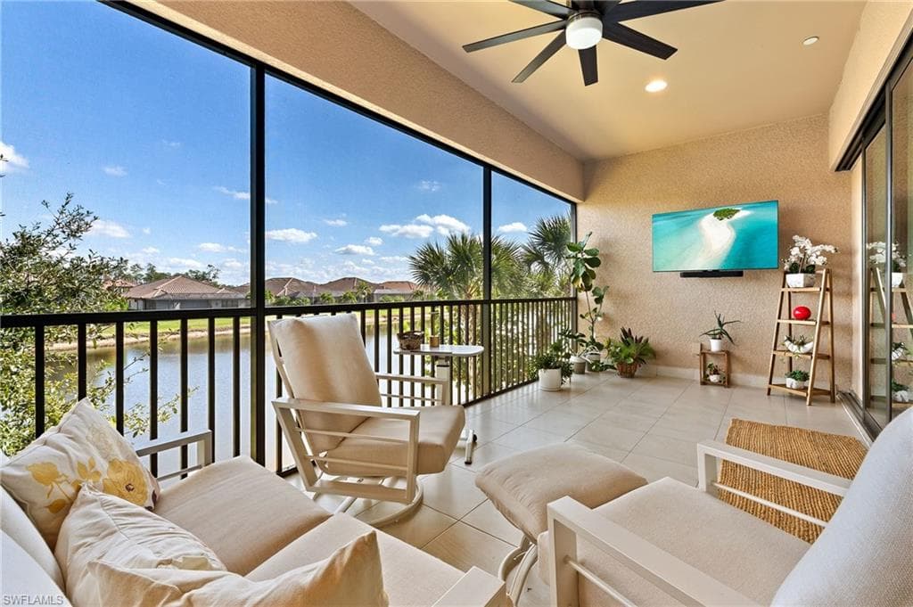 9653 Montelanico LOOP # 202, NAPLES FL 34119-25