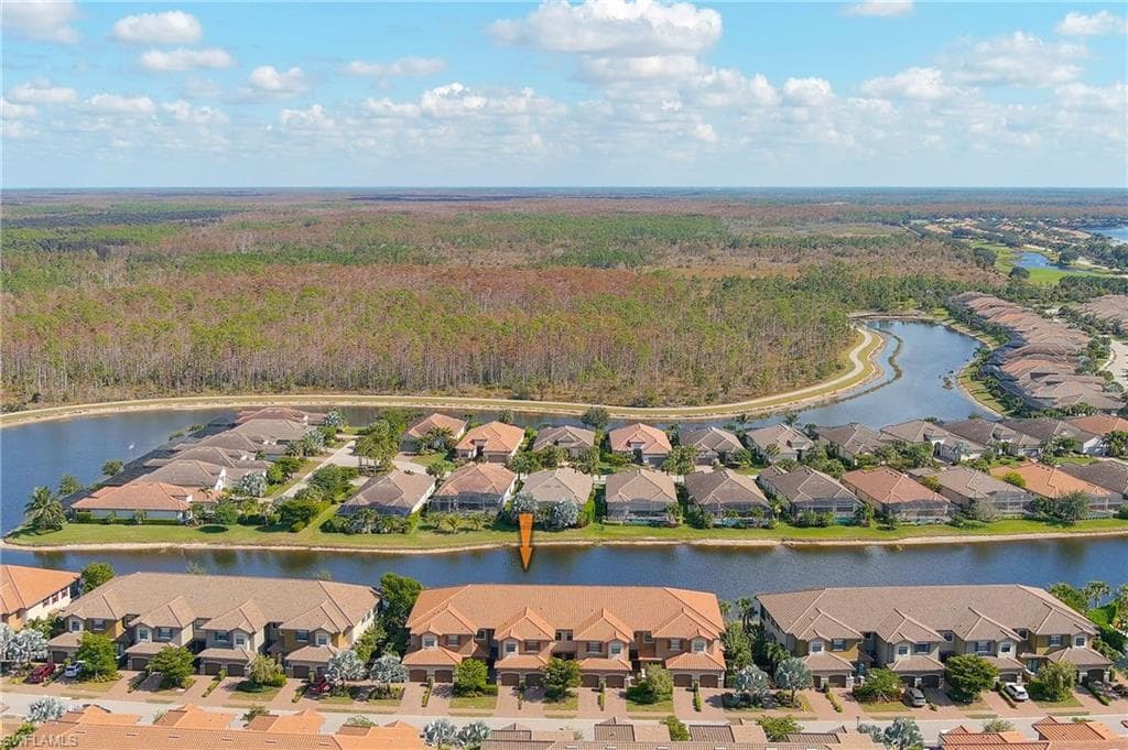 9653 Montelanico LOOP # 202, NAPLES FL 34119-32