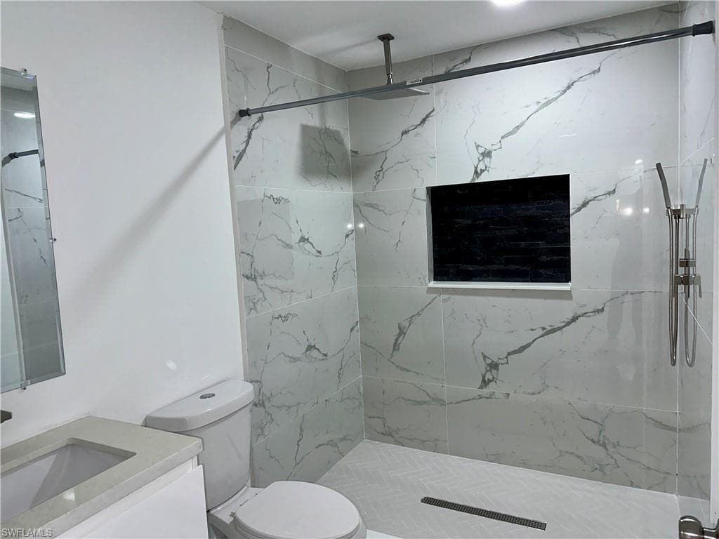 6187 Island Park CT, FORT MYERS FL 33908-15