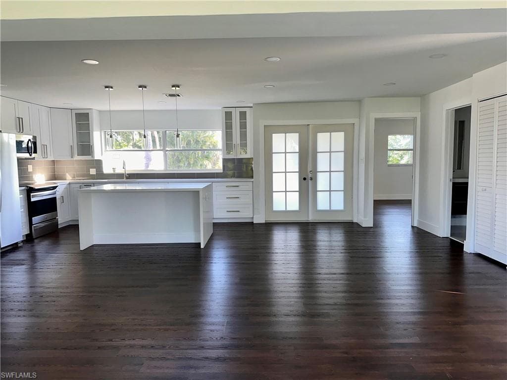 6187 Island Park CT, FORT MYERS FL 33908-10