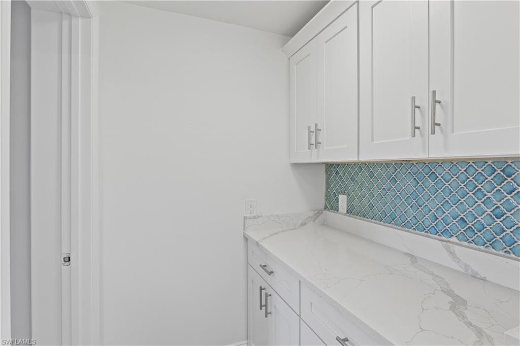 2631 Bayshore DR-21
