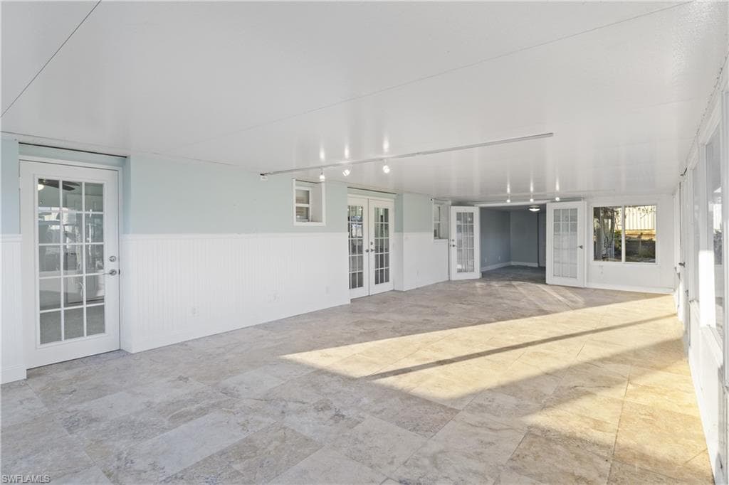 2631 Bayshore DR-9