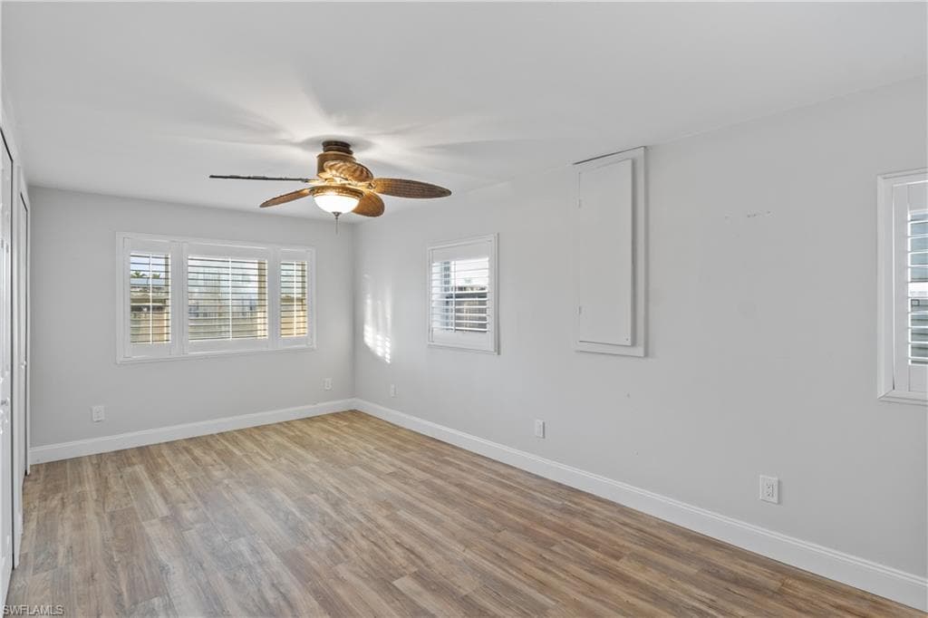 2631 Bayshore DR-13