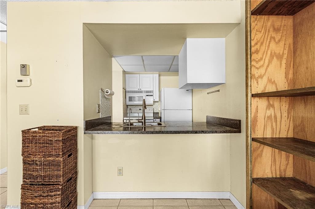 16379 Boyce DR # 204, BOKEELIA FL 33922-5