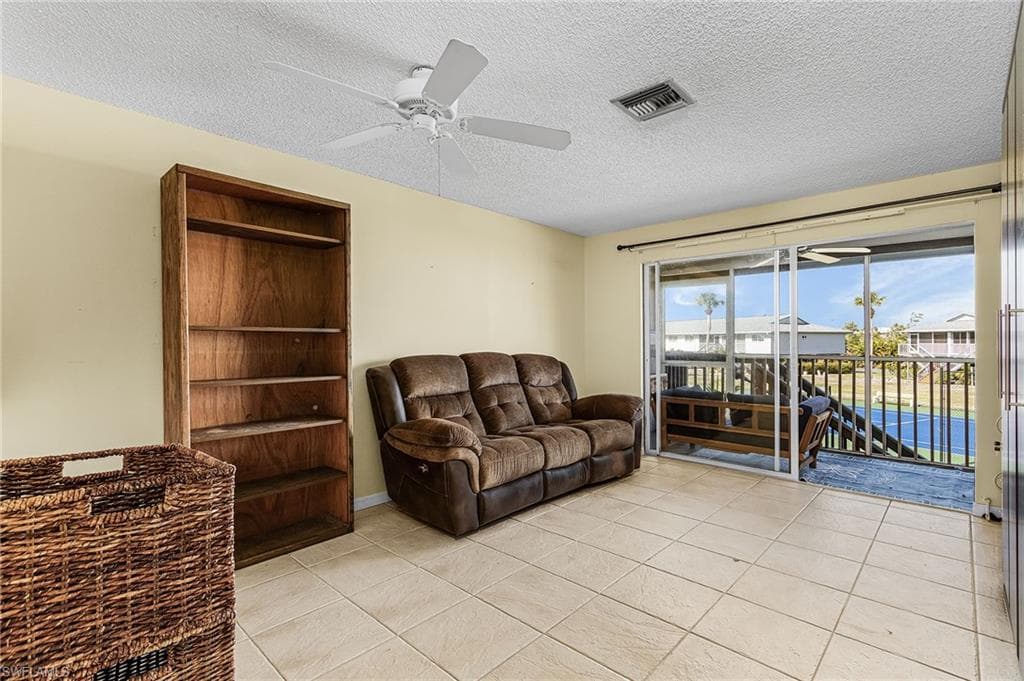 16379 Boyce DR # 204, BOKEELIA FL 33922-3