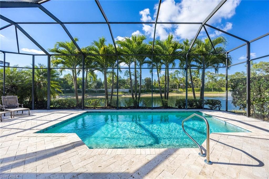 14693 Reserve LN, NAPLES FL 34109-31