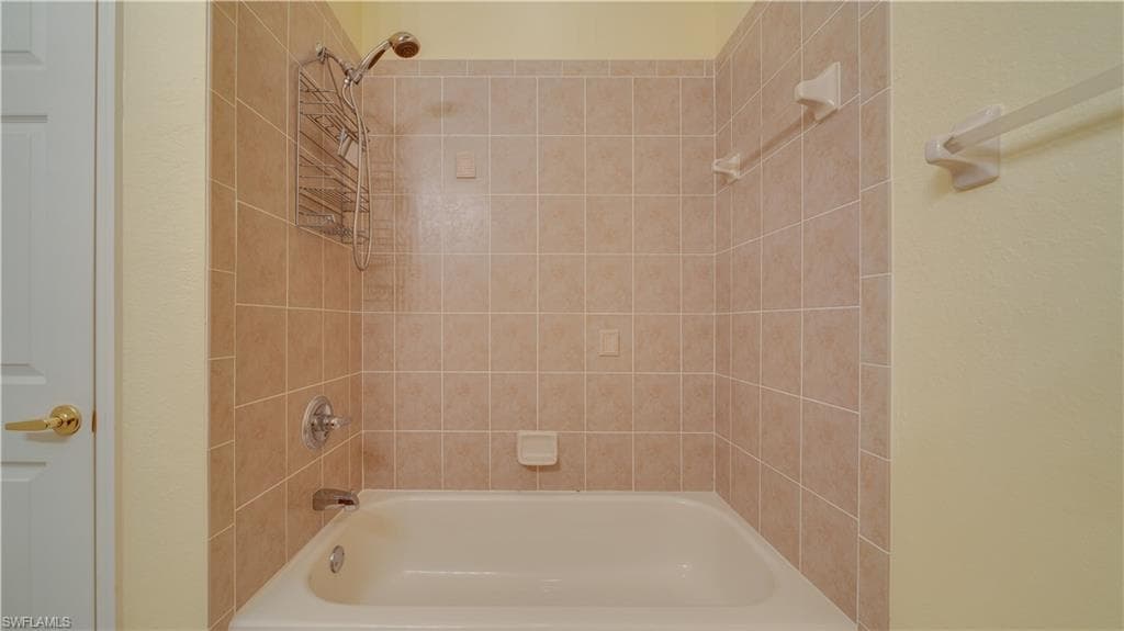 14721 Calusa Palms DR # 203, FORT MYERS FL 33919-33