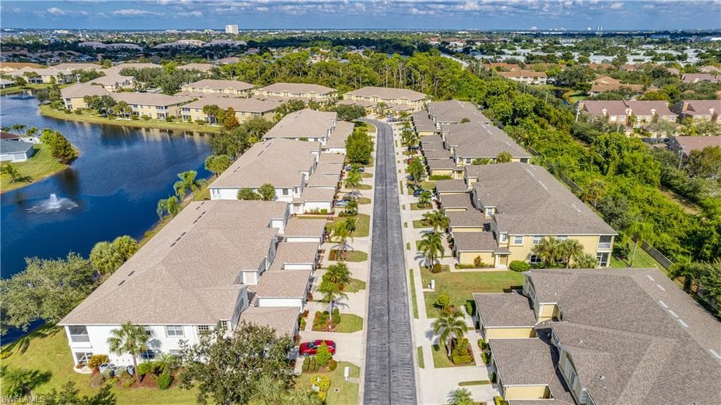 14721 Calusa Palms DR # 203, FORT MYERS FL 33919-43