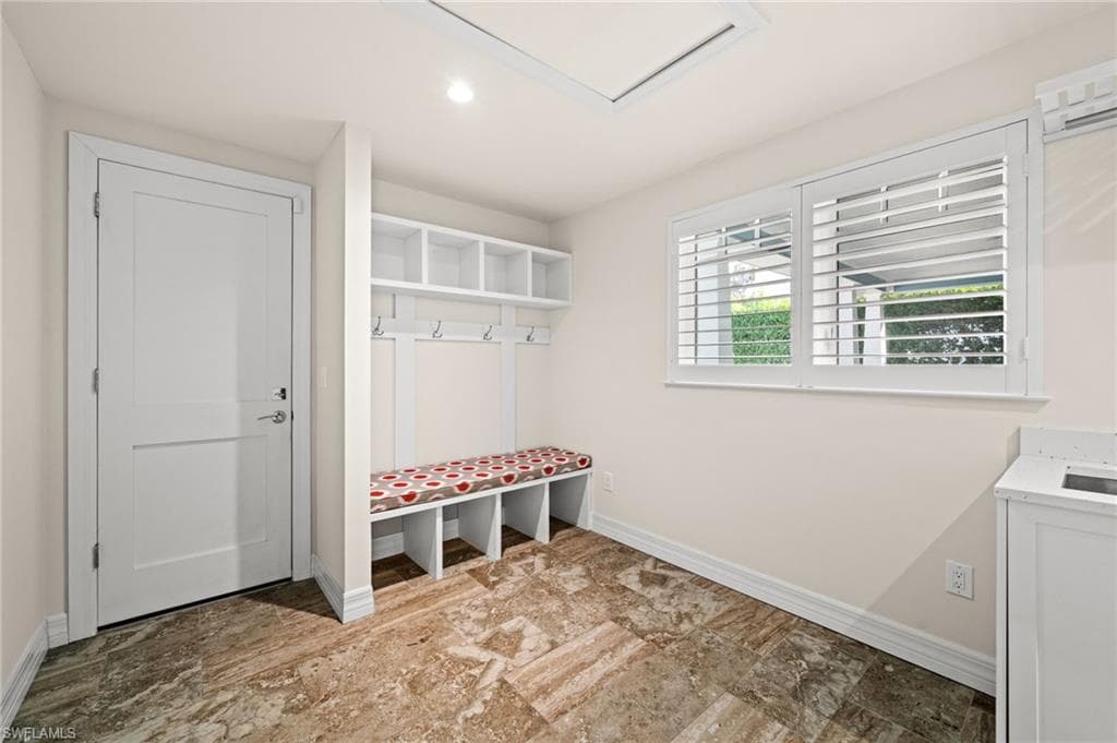 2499 10th ST N, NAPLES FL 34103-28