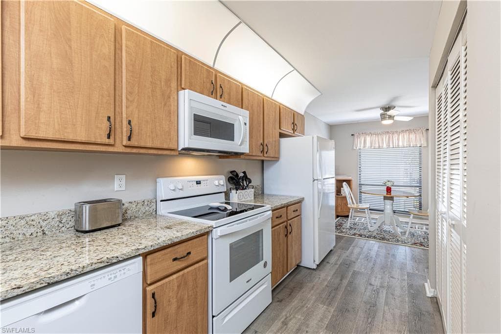 4360 Chantelle DR # G202, NAPLES FL 34112-10