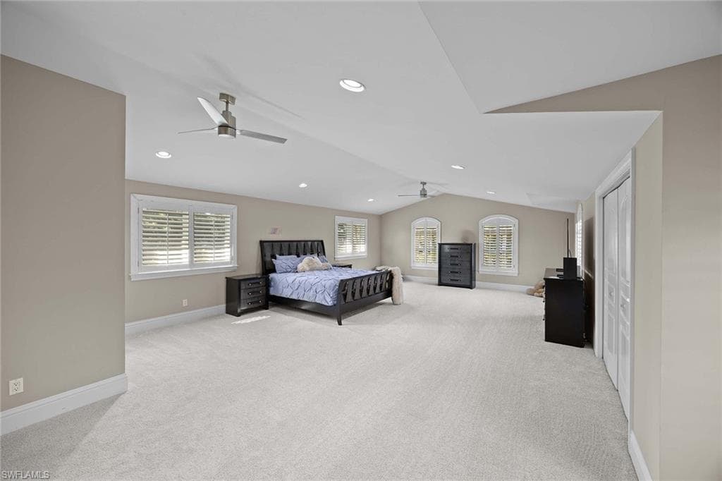 8752 Muirfield DR, NAPLES FL 34109-26