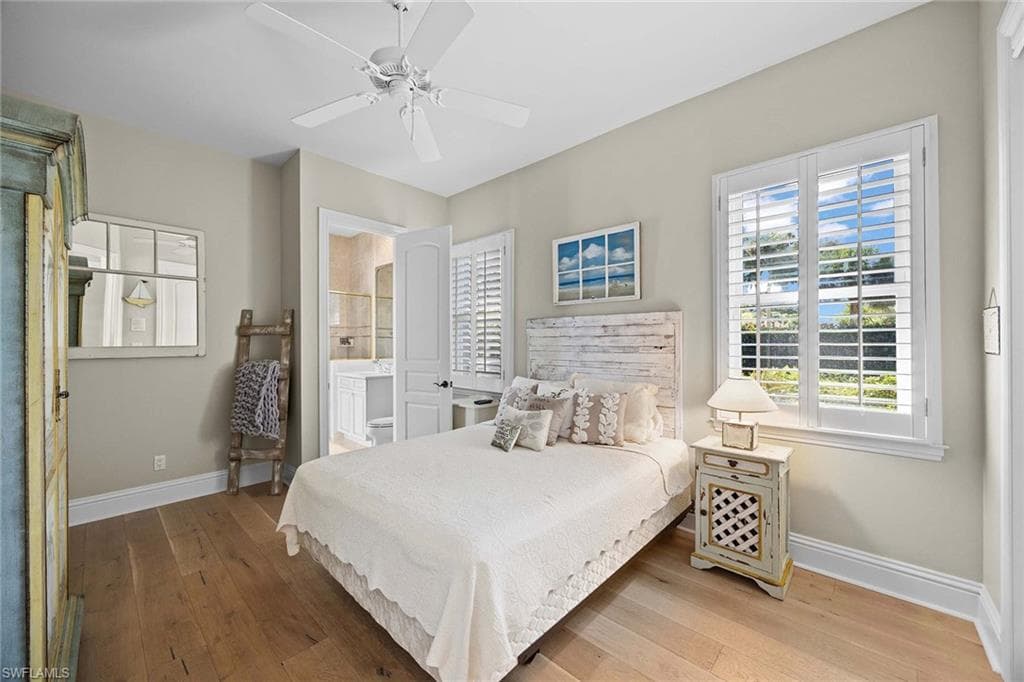 8752 Muirfield DR, NAPLES FL 34109-21