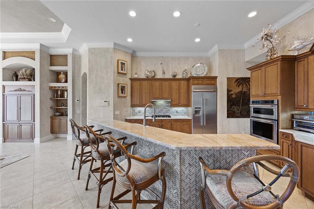 8752 Muirfield DR, NAPLES FL 34109-14