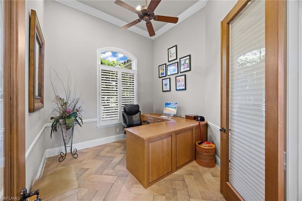 8752 Muirfield DR, NAPLES FL 34109-18