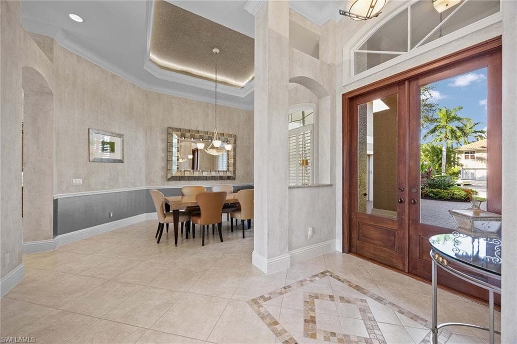 8752 Muirfield DR, NAPLES FL 34109-7