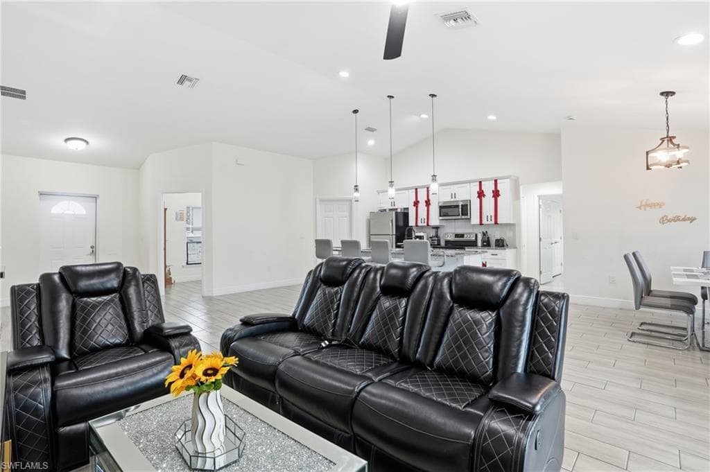 1013 Atherton AVE, LEHIGH ACRES FL 33971-11