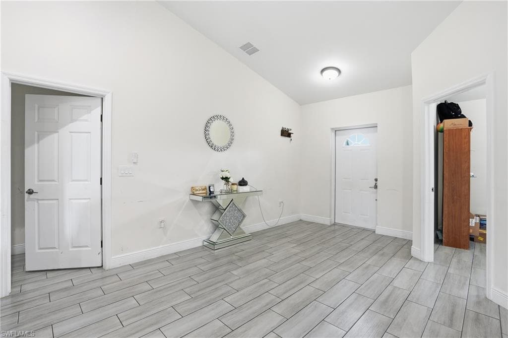 1013 Atherton AVE, LEHIGH ACRES FL 33971-6