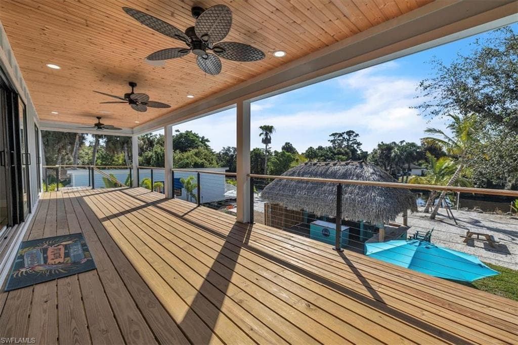 9470 Colony DR, NORTH FORT MYERS FL 33917-26
