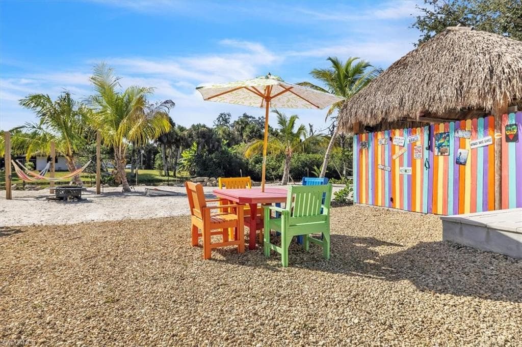 9470 Colony DR, NORTH FORT MYERS FL 33917-46